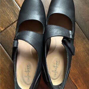 Clarks Women's Black Mary Jane Shoes